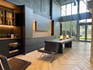 Photo of Listing #A11733122