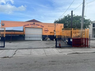 Photo of Listing #A11737942