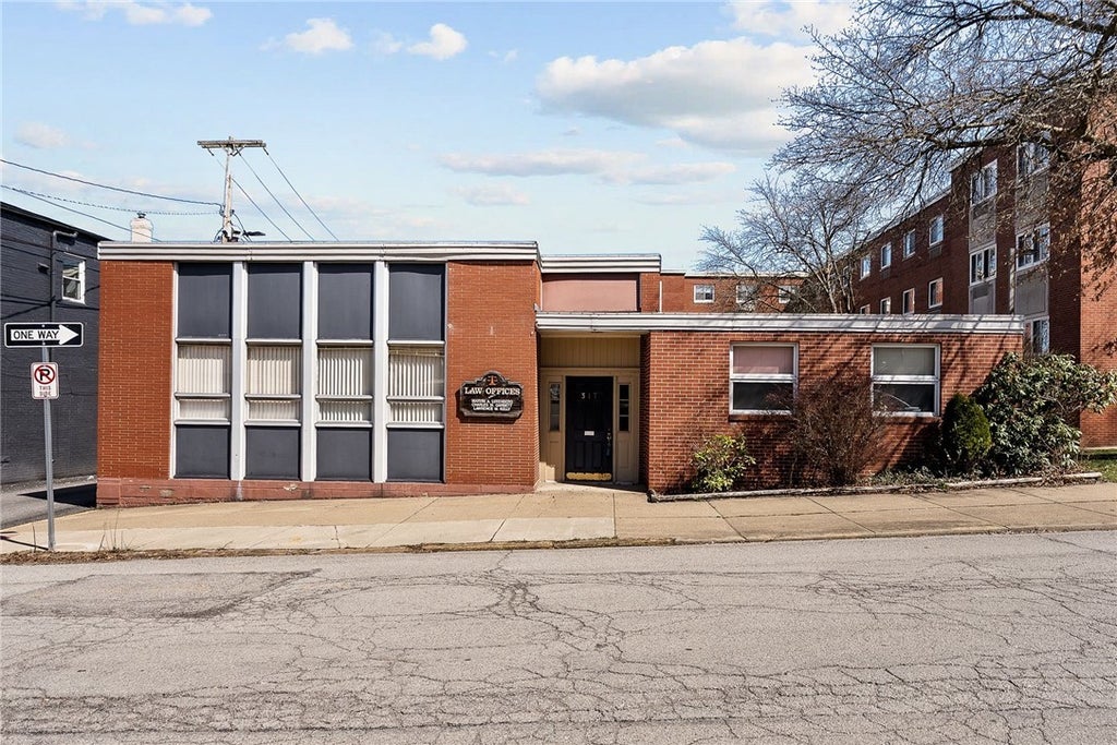 317 7th Street, Ellwood City