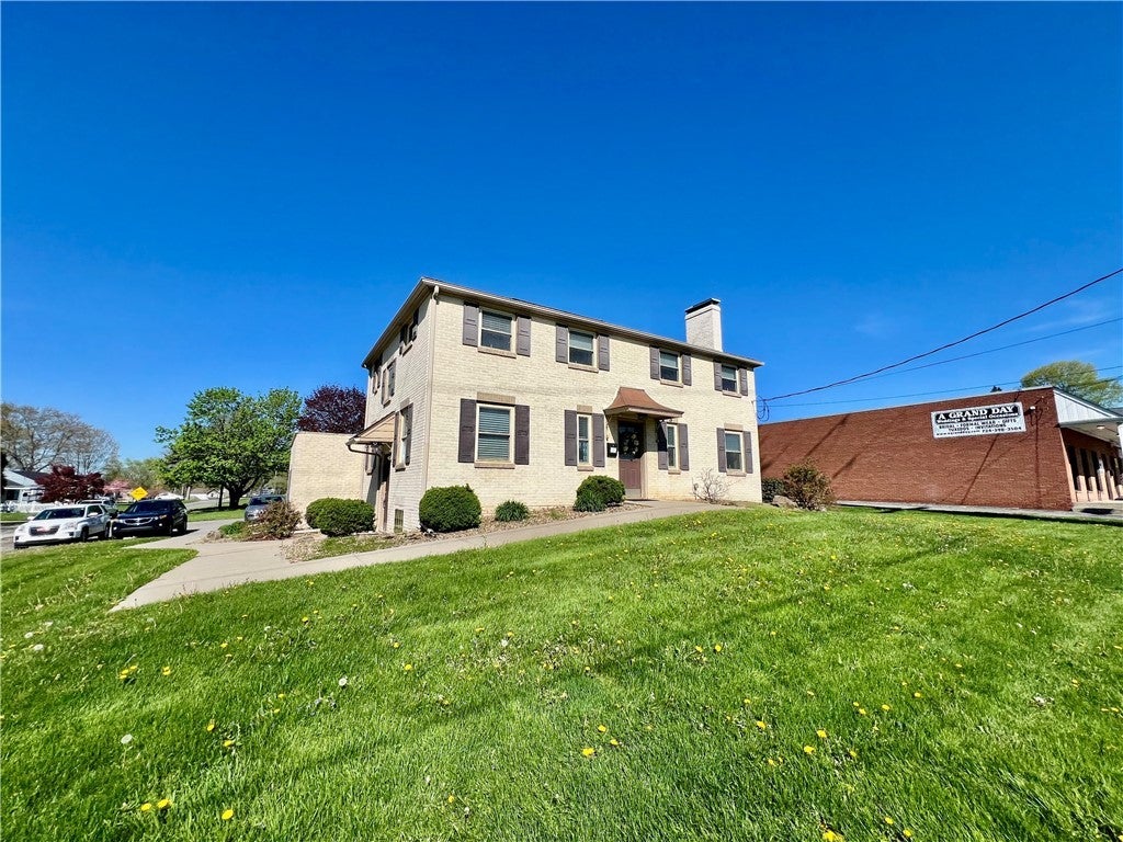 1901 Wilmington Road, Neshannock