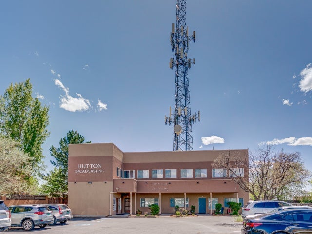 2502 Camino Entrada, Santa Fe