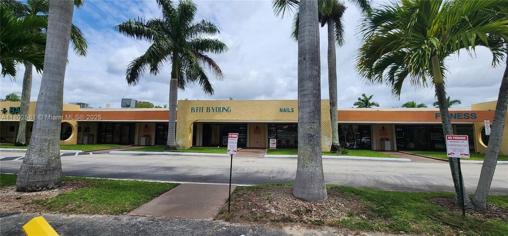 650 Royal Palm Beach Blvd 4, Royal Palm Beach