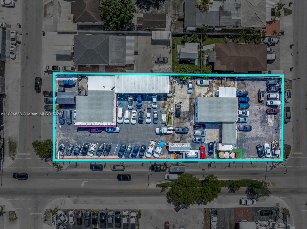 1475 Palm Ave, Hialeah