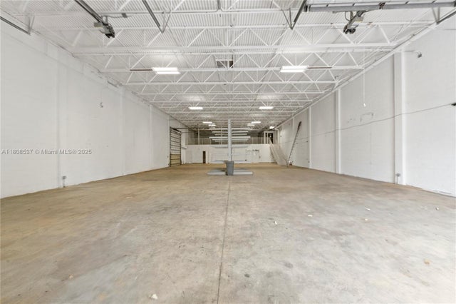 2 of 23 - 14300 Nw 4th St, Sunrise, FL