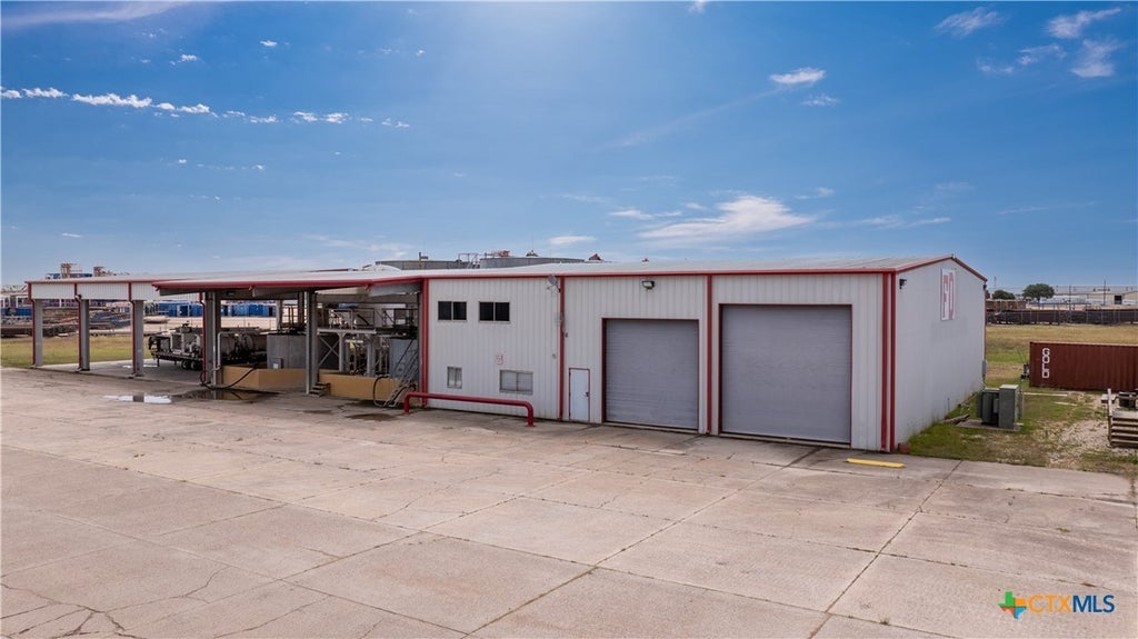 47 Blue Quail Court, Victoria