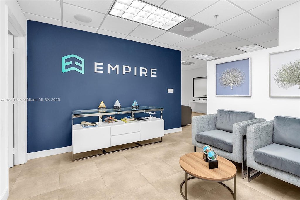 1110 Brickell Ave 806, Miami