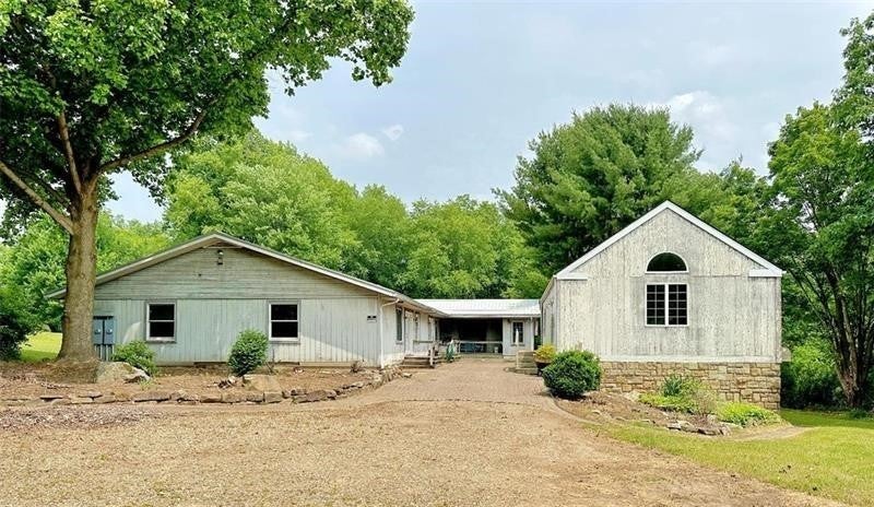 1007 Leesburg Station Road, Springfield