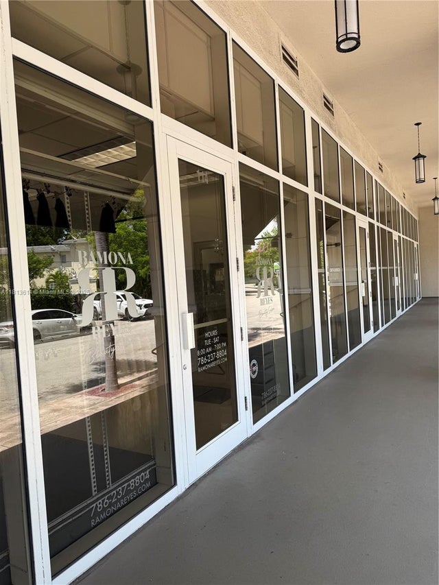 3 of 12 - 2030 S Douglas Rd 114, Coral Gables, FL