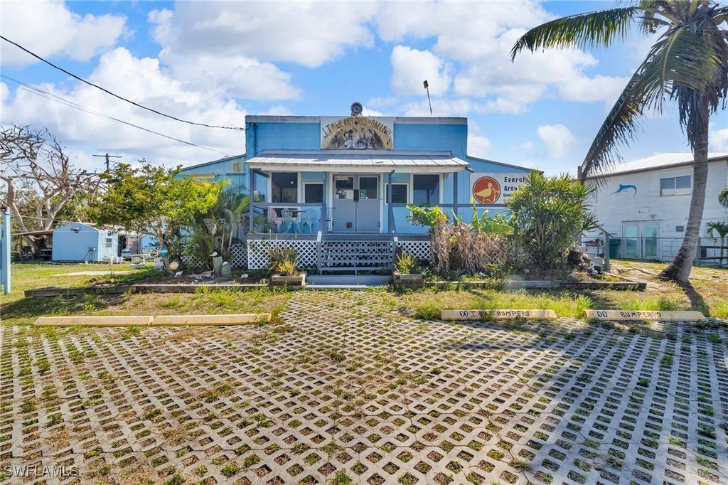 238 Mamie St, Chokoloskee