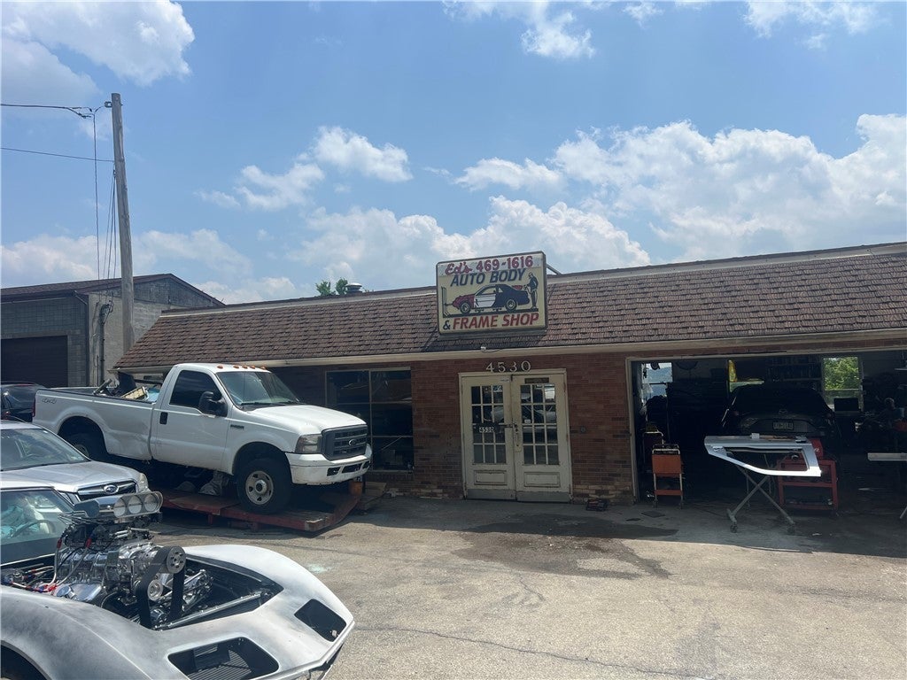 4530 Lebanon Church Road, Dravosburg