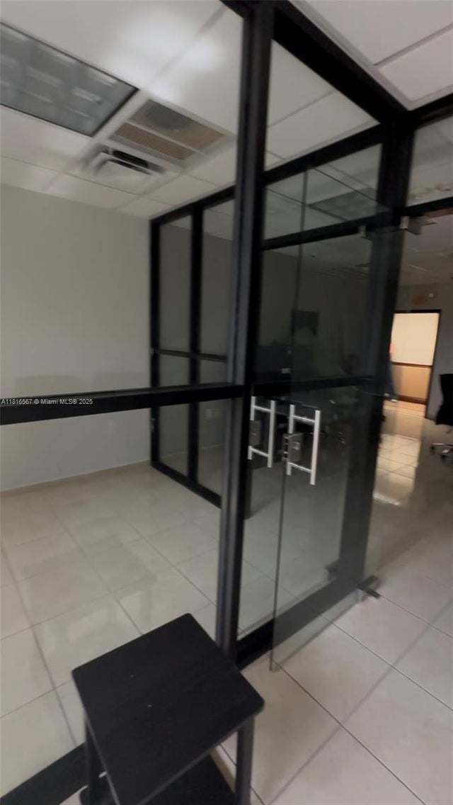 4 of 4 - 814 Ponce De Leon Blvd 219, Coral Gables, FL