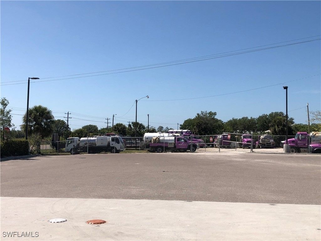 N/A, NORTH FORT MYERS