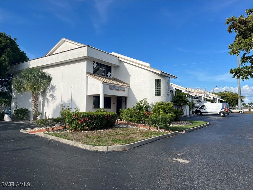 2804 Del Prado Blvd S 106, Cape Coral