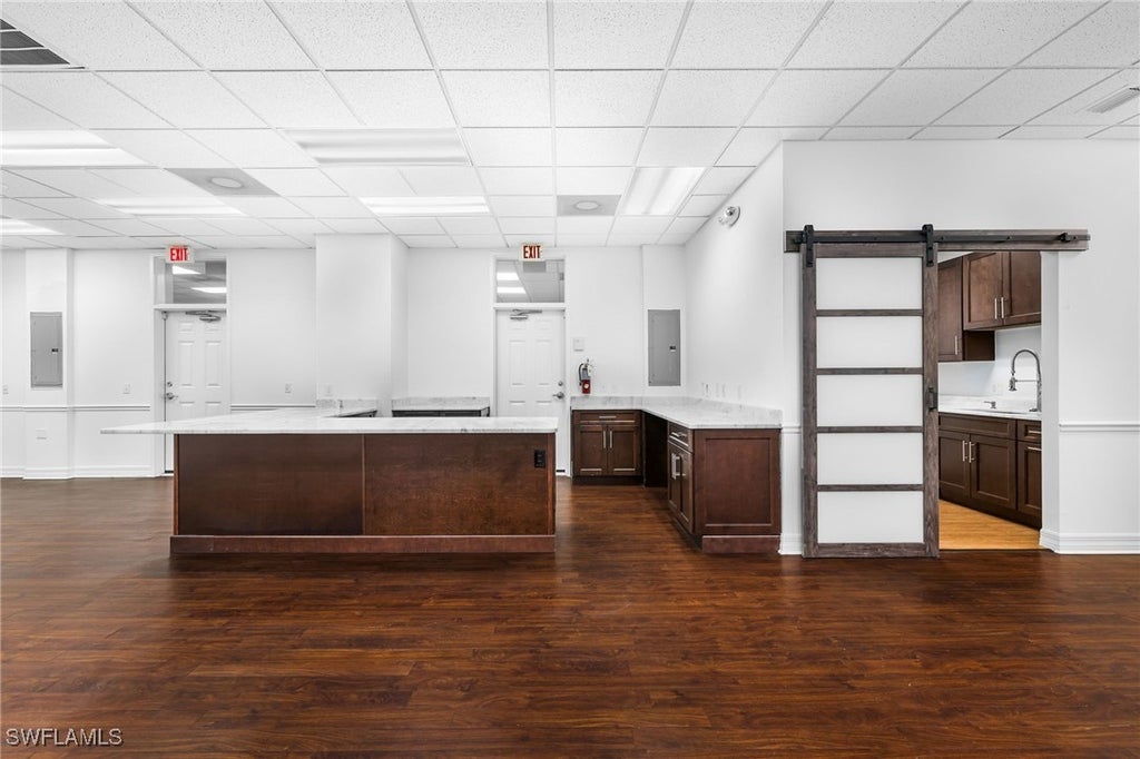 8991 Daniels Center Dr 103 & #104, FORT MYERS