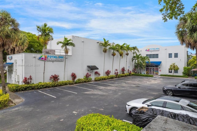 1 of 48 - 6775 Nw 15th Ave, Fort Lauderdale, FL
