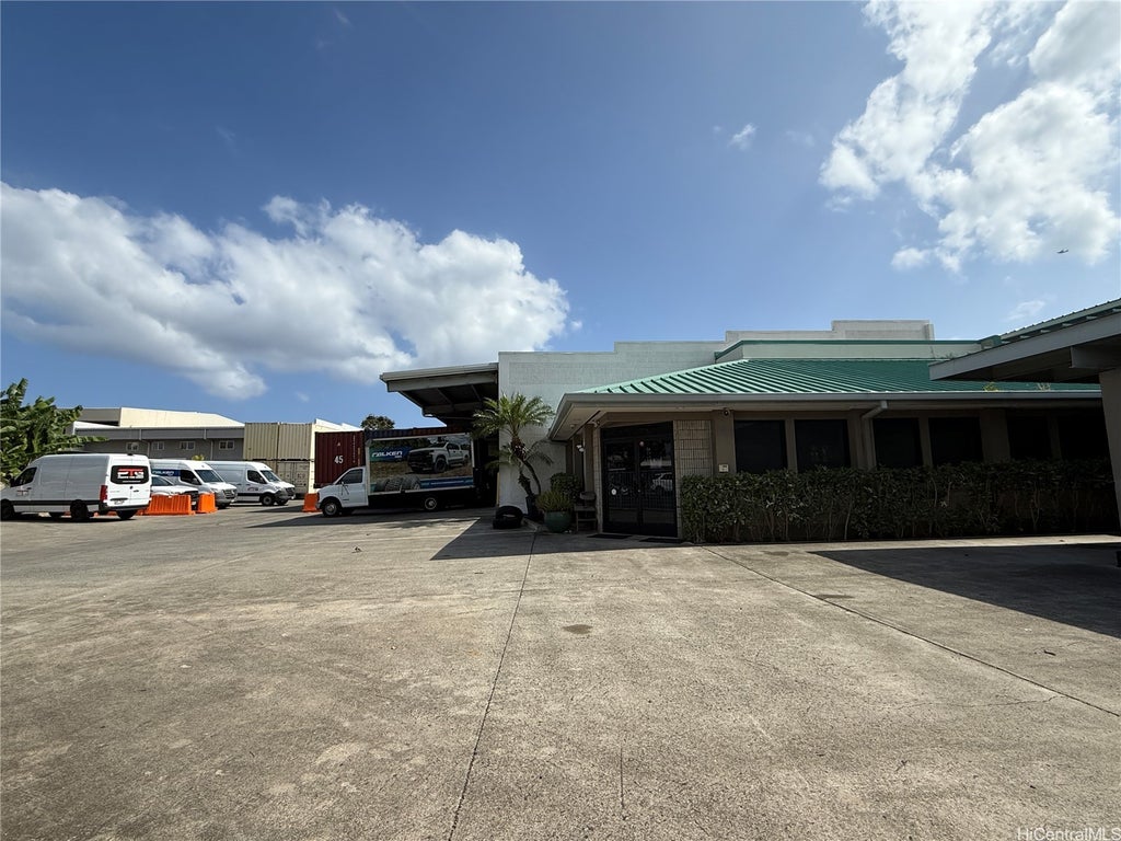 1040 Sand Island Acc Road, Honolulu