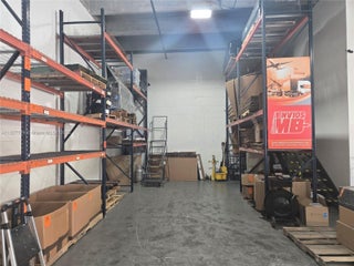 Photo of Listing #A11827784