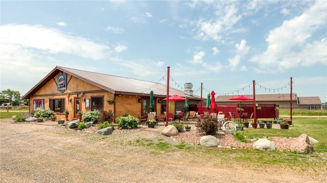 1114 N Bluebird Road, Eagle River