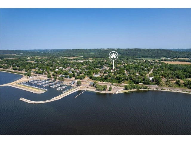 210 3rd Street, Pepin