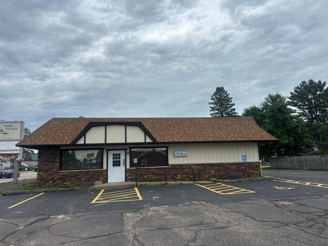 720 Wall St E, Eagle River