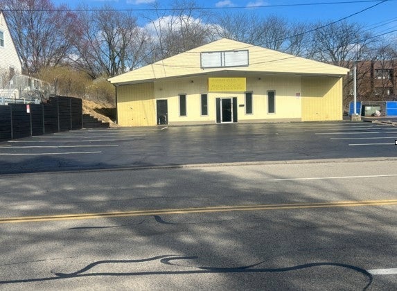 9120 Perry Highway, McCandless