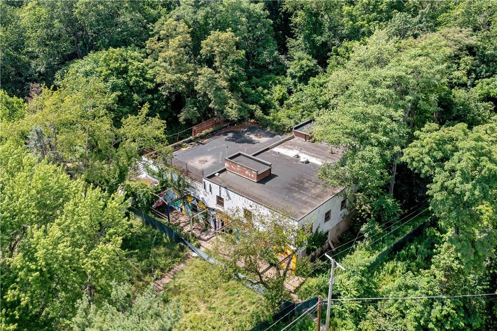 101 Hazlett Street, Fineview