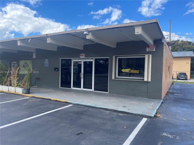 2 of 11 - 6811 Johnson St, Hollywood, FL