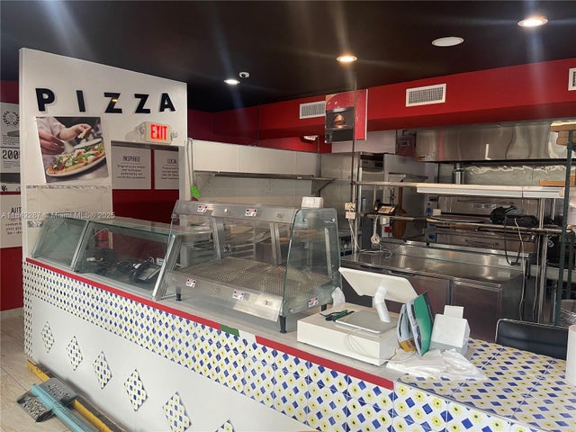 4 of 11 - 6811 Johnson St, Hollywood, FL