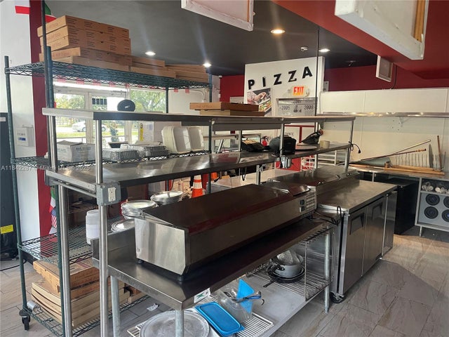 5 of 11 - 6811 Johnson St, Hollywood, FL
