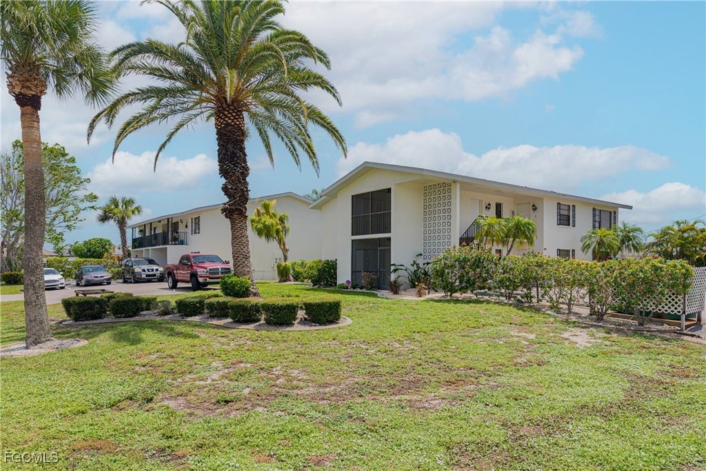 1706 Sandy Cir, CAPE CORAL