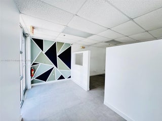 Photo of Listing #A11848017