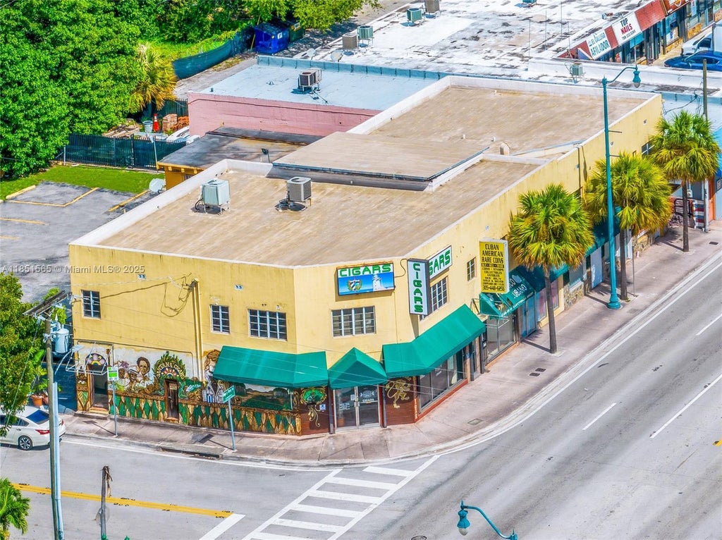 3465 Sw 8th St 3474, Miami