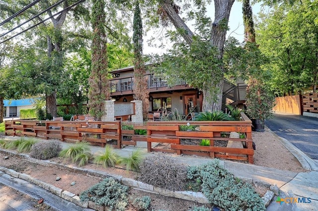 322 Cheatham Street, San Marcos