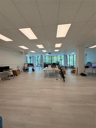 Photo of Listing #A11853229