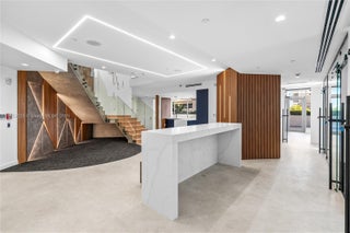 Photo of Listing #A11853223