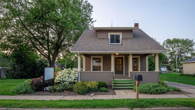 209 E Division Street, Neillsville