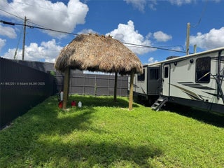 Photo of Listing #A11862201