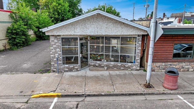 321 E Front St, Minocqua