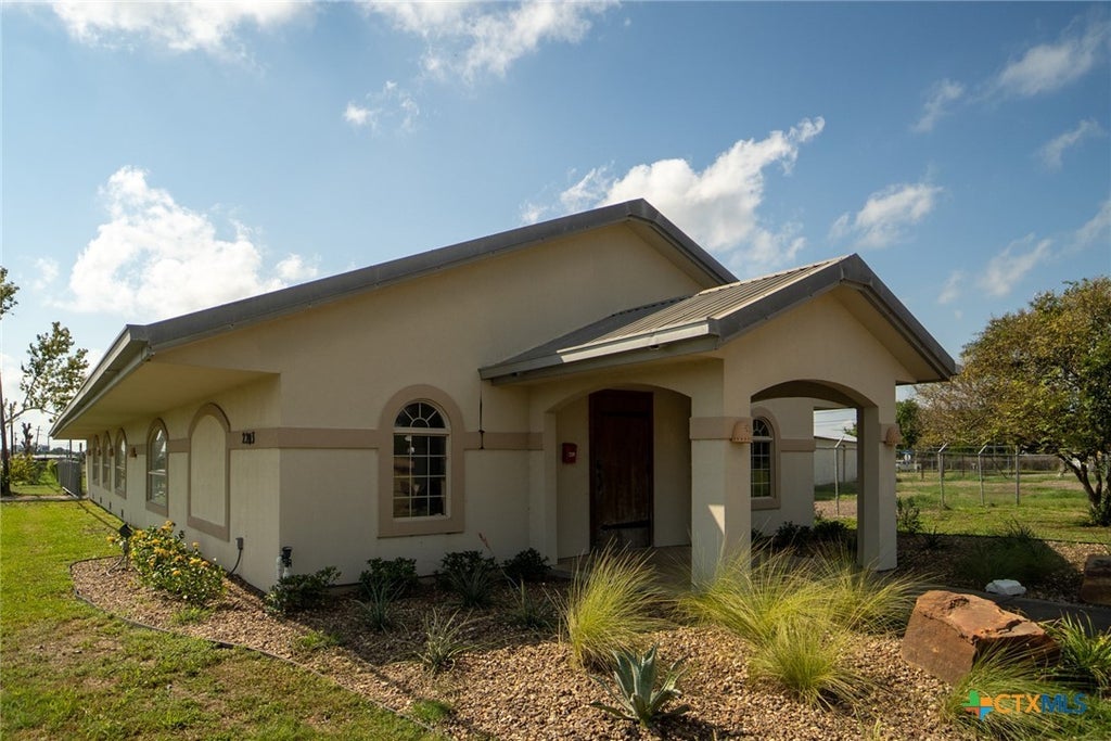 2203 Port Lavaca Drive, Victoria