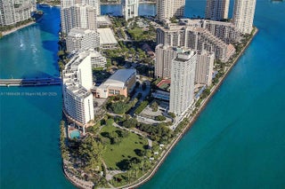 Photo of Listing #A11866406