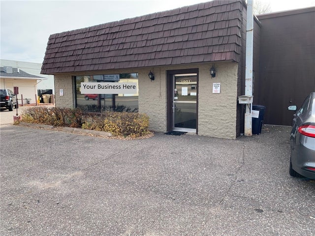 1901 Brackett Avenue, Eau Claire