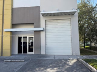 Photo of Listing #A11870357