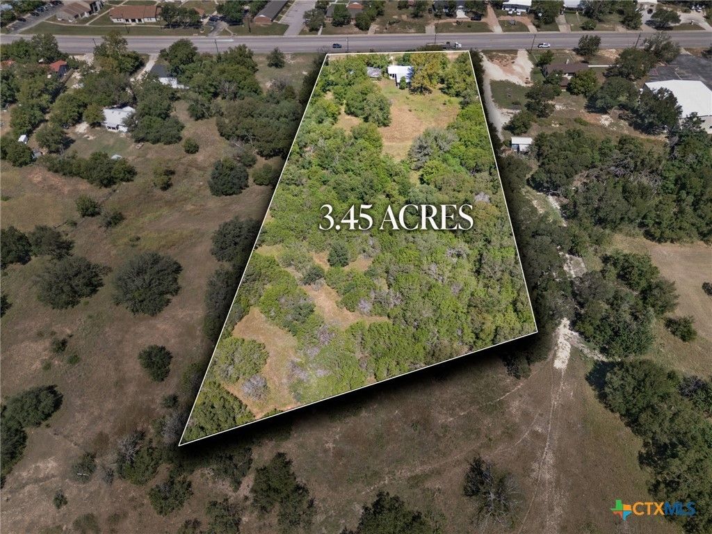1404 Central Texas Expressway, Lampasas