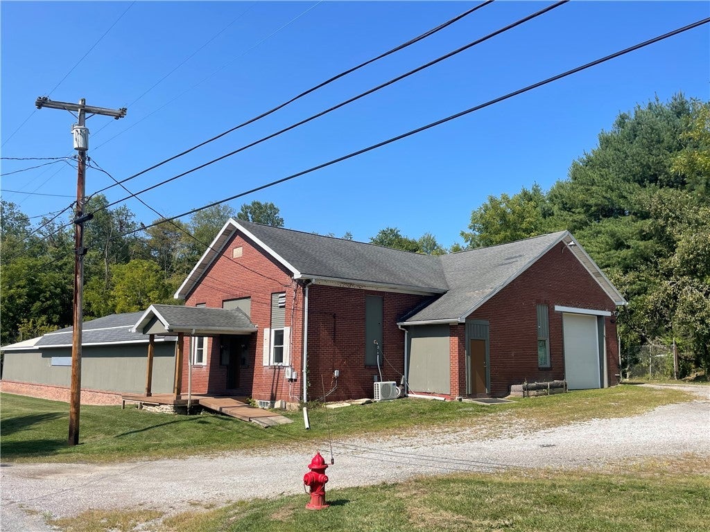 423 Wilpen Road, Ligonier