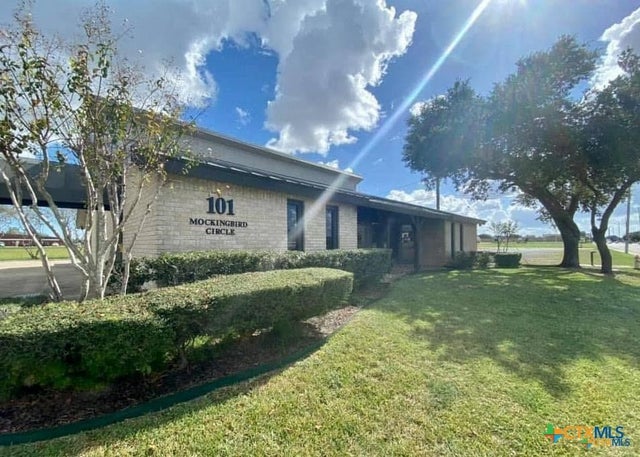 101 Mockingbird Circle B4, Victoria