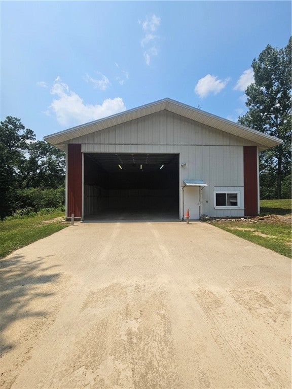 8225 Ida Avenue, Sparta