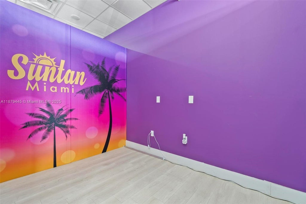 11700 Sw 104th St, Miami