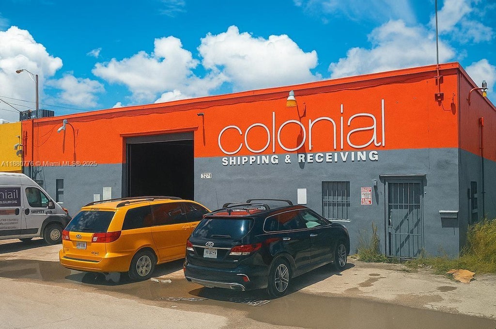 3671 Nw 50th St, Hialeah