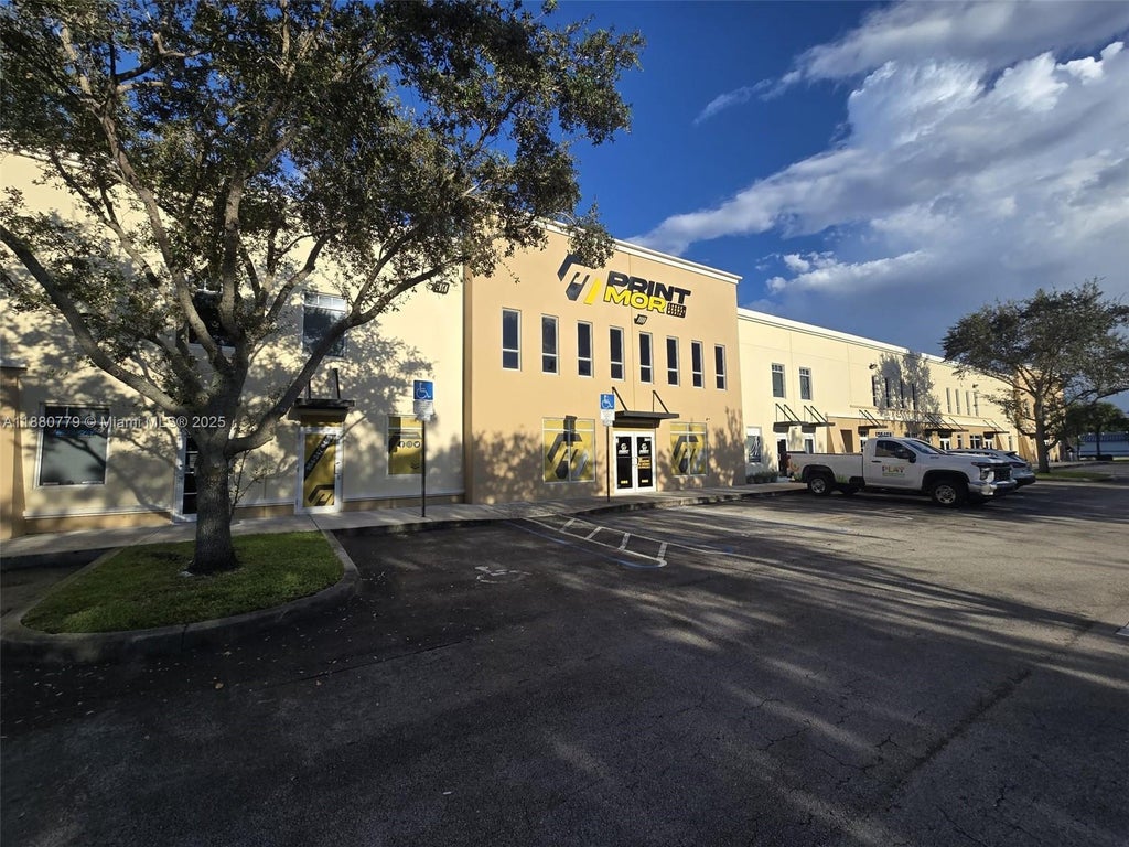 3941 Nw 126th Ave 3941/3943/3945, Coral Springs