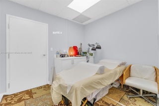 Photo of Listing #A11880753